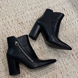 Nine West Black Ankle Boots with Zipper